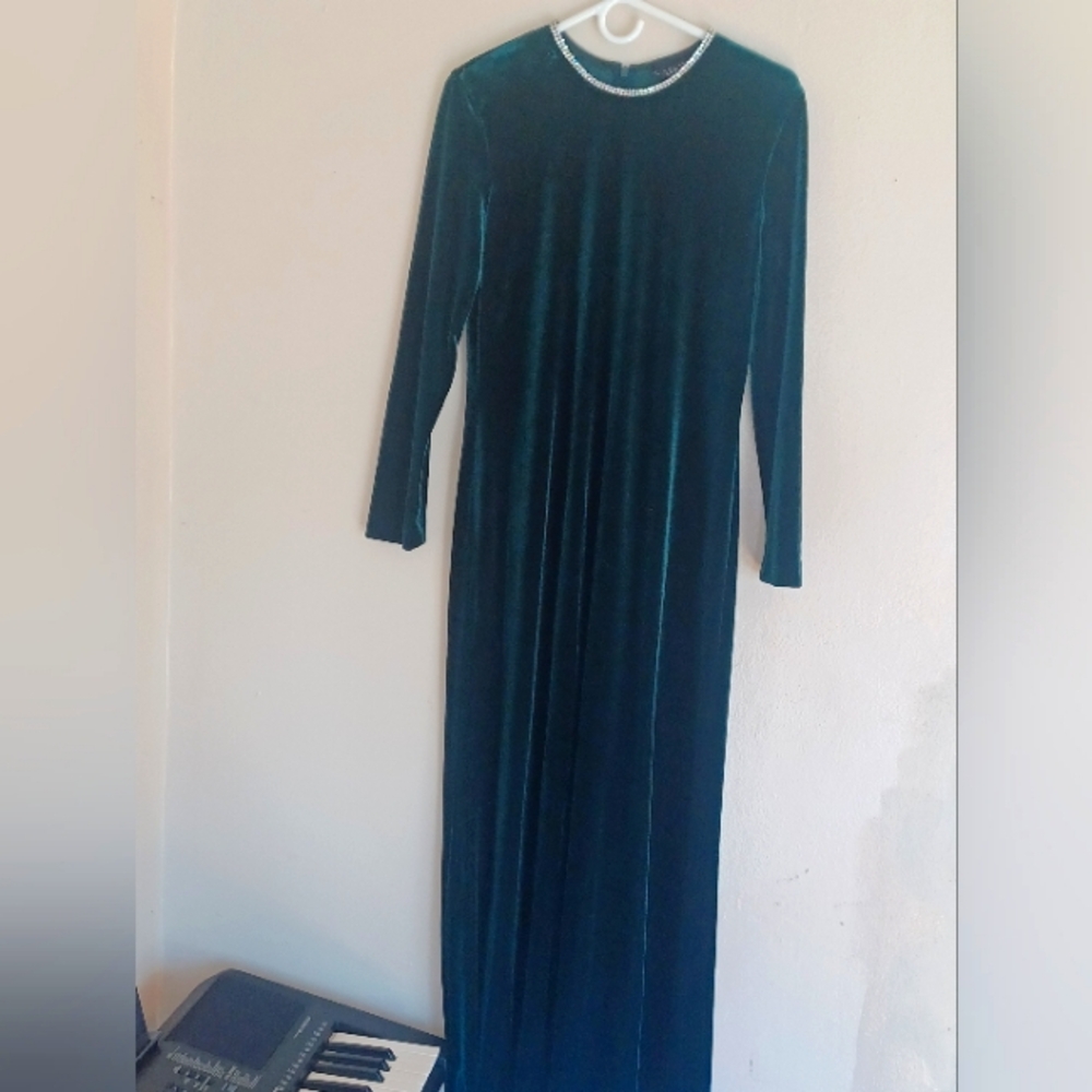 ELLEN TRACY evening dress